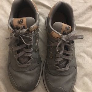 New balance shoes